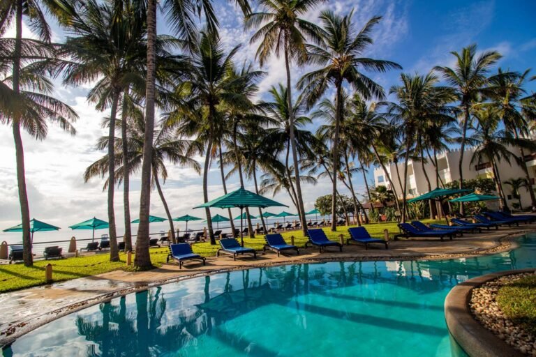 BAMBURI BEACH HOTEL